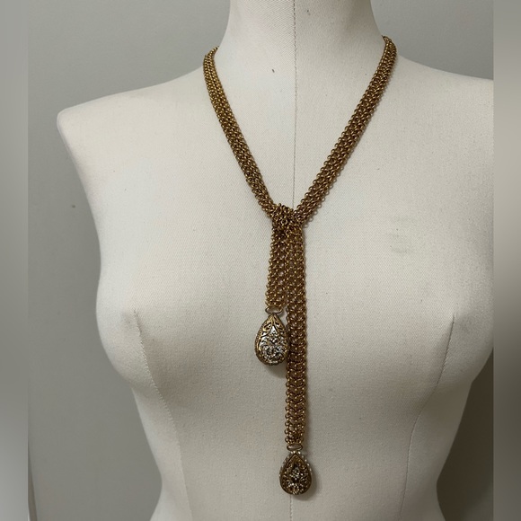 Chanel Necklace - Picture 7 of 16